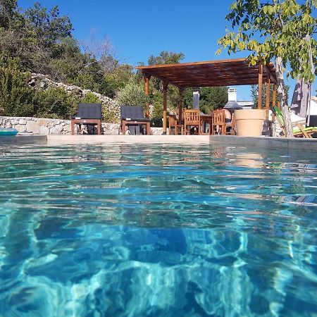 Dorinda Apartment Agia Marina  Luaran gambar