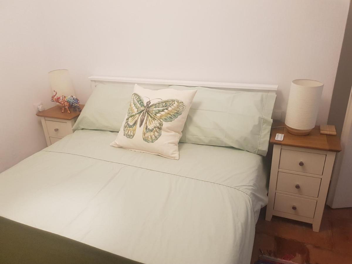 Dorinda Apartment Agia Marina  Luaran gambar