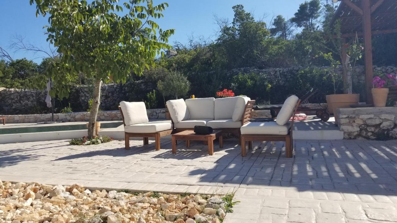 Dorinda Apartment Agia Marina  Luaran gambar